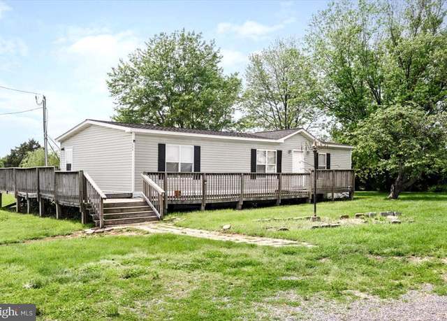 Property at 332 Caldwell Ln, Winchester, VA 22602, 3 beds, 2 baths