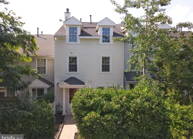 Property at 6006 Havener House Way, Centreville, VA 20120, 2 beds, 2.5 baths