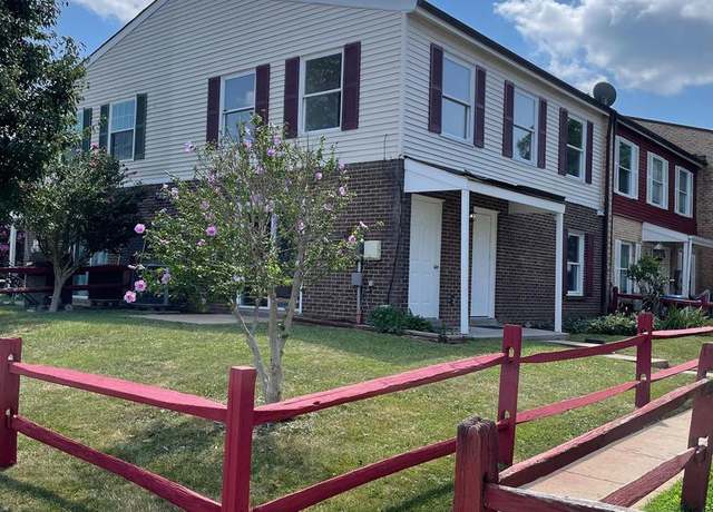Property at 96 Adams Dr NE #49, Leesburg, VA 20176, 3 beds, 1.5 baths