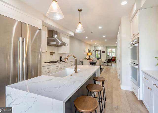 Property at 430 15th St SE, Washington, DC 20003, 4 beds, 4.5 baths