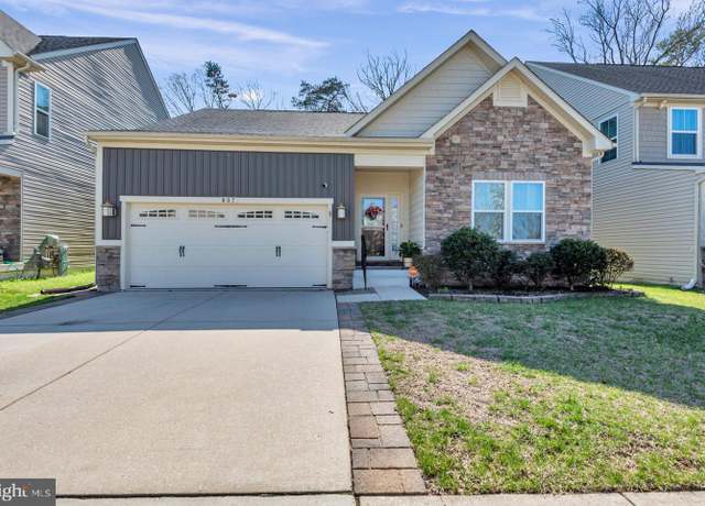 Property at 807 Creekside Village Blvd, Glen Burnie, MD 21060, 3 beds, 3 baths