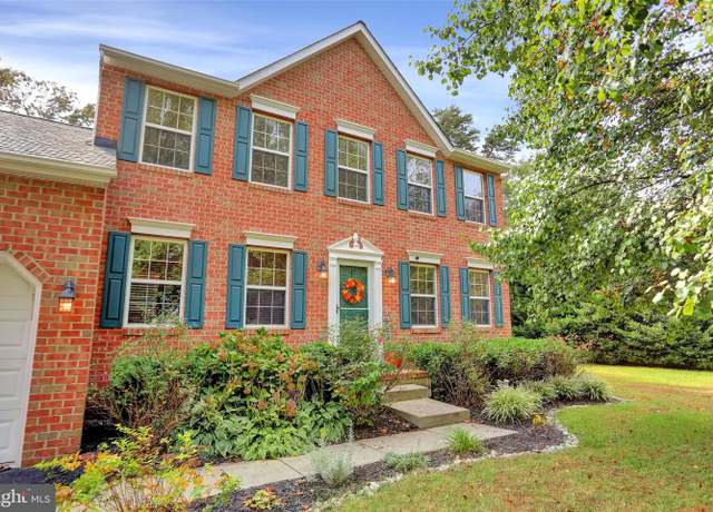 Property at 207 Weston Woods Dr, Pasadena, MD 21122, 4 beds, 3 baths