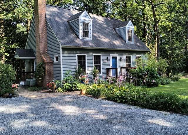 Property at 3917 Basford Rd, Frederick, MD 21703, 3 beds, 2 baths