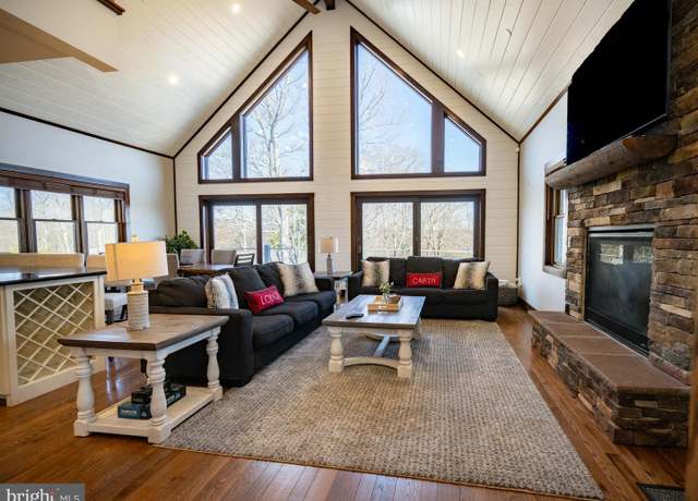 Property at 267 Woodlands Hill Ln, Oakland, MD 21550, 4 beds, 3.5 baths