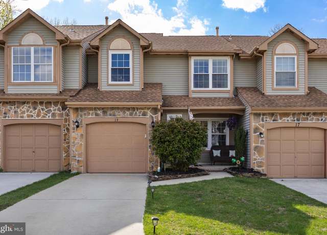 Property at 19 Lavister Dr, Mount Laurel, NJ 08054, 3 beds, 2.5 baths