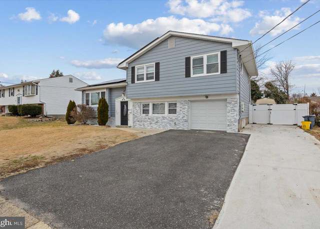 Property at 429 S Arthur Dr, Edgewater Park, NJ 08010, 3 beds, 2.5 baths