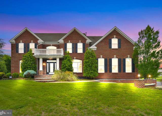 Property at 6 Applewood Ct, Hainesport, NJ 08036, 4 beds, 4.5 baths