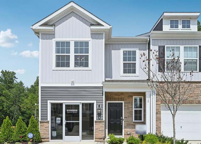 Property at 15 Whaler Dr, Runnemede, NJ 08078, 3 beds, 2.5 baths
