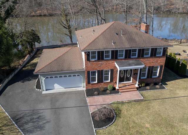 Property at 615 Queen, West Deptford, NJ 08096, 4 beds, 2.5 baths