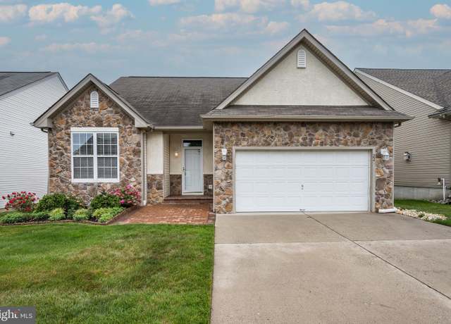 Property at 221 Heritage Way, Deptford, NJ 08096, 3 beds, 2 baths