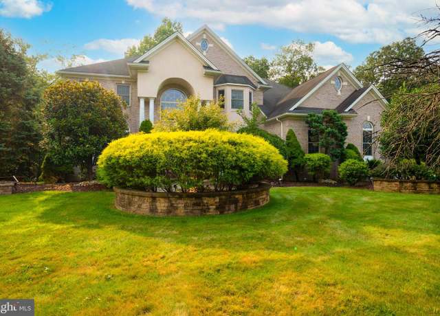 Property at 15 Schindler Ln, Monroe Township, NJ 08831, 5 beds, 5 baths