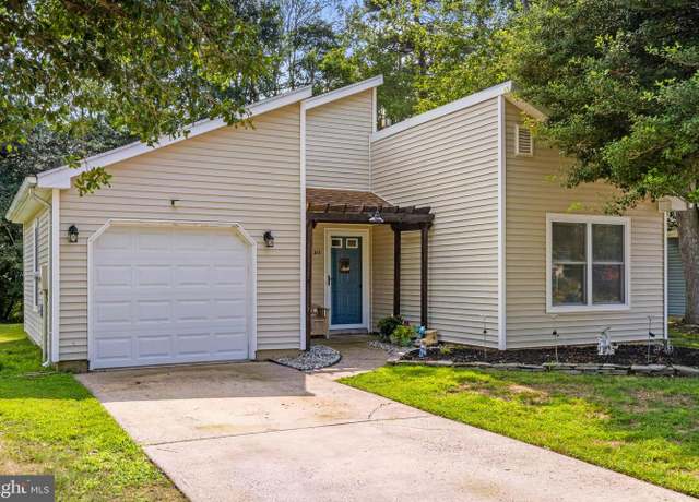 Property at 261 Yorktowne Dr, Little Egg Harbor Twp, NJ 08087, 2 beds, 2 baths