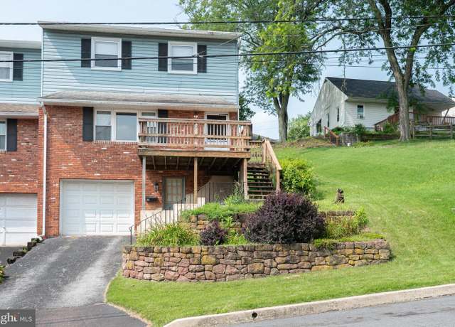 Property at 16 Apple St, Boyertown, PA 19512, 3 beds, 1.5 baths