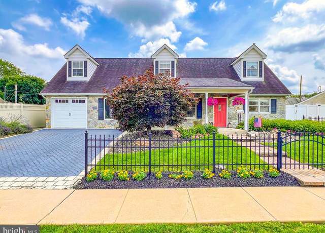 Property at 64 Long Loop Rd, Levittown, PA 19056, 3 beds, 2.5 baths