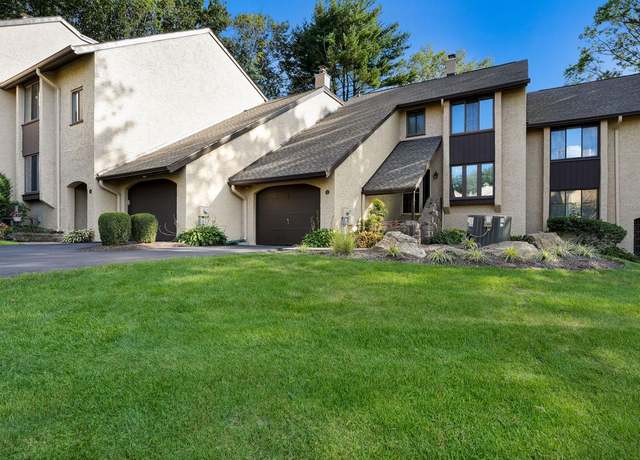 Property at 3 Golf Club Dr, Langhorne, PA 19047, 3 beds, 2.5 baths