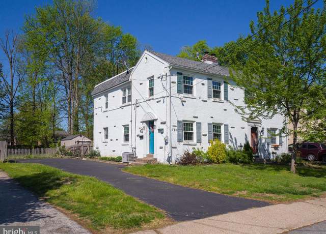 Property at 718 Moore Ave, Bryn Mawr, PA 19010, 3 beds, 1 bath