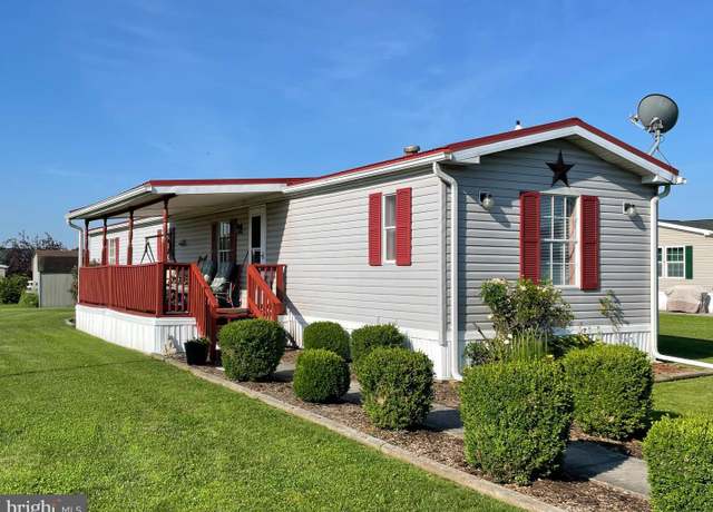 Property at 700 Municipal Dr, Shippensburg, PA 17257, 3 beds, 2 baths