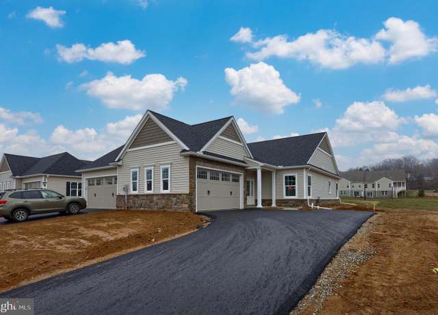 Property at 390 Meadow Rose Dr #211, Lititz, PA 17543, 2 beds, 2 baths
