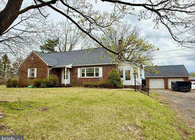 Property at 330 Gilbertsville Rd, Gilbertsville, PA 19525, 4 beds, 2.5 baths