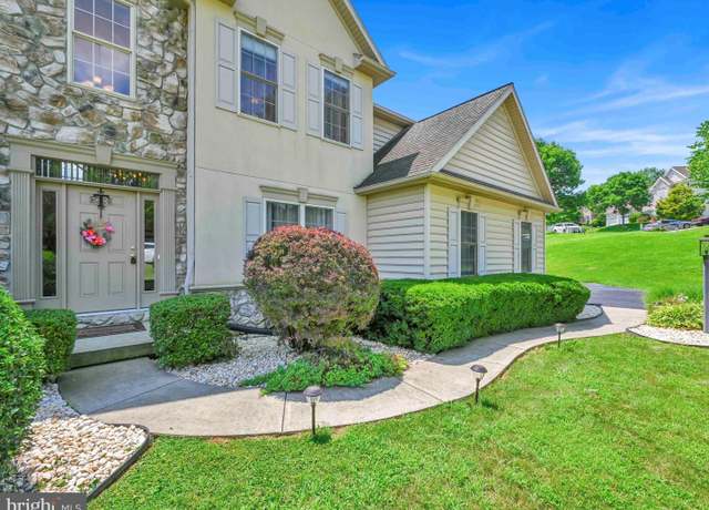 Property at 2999 Legacy Ln, York, PA 17402, 5 beds, 2.5 baths