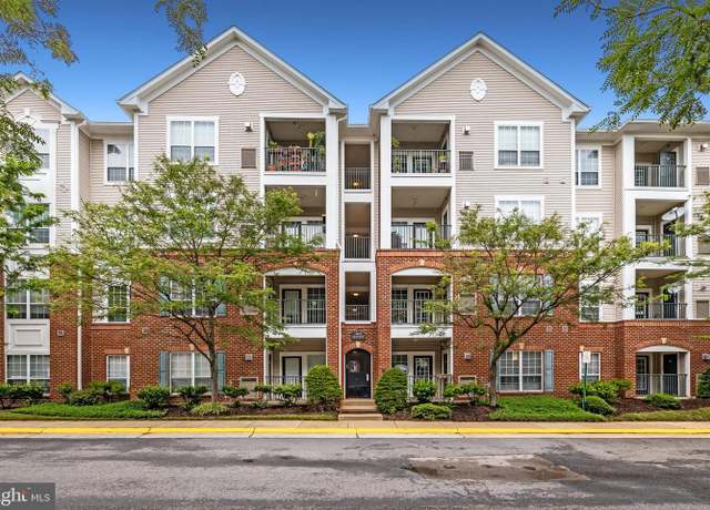 Property at 4854 Eisenhower Ave #443, Alexandria, VA 22304, 1 bed, 1 bath