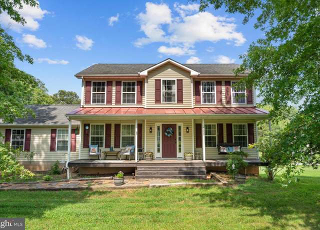 Property at 5302 Sumerduck Rd, Sumerduck, VA 22742, 4 beds, 2.5 baths