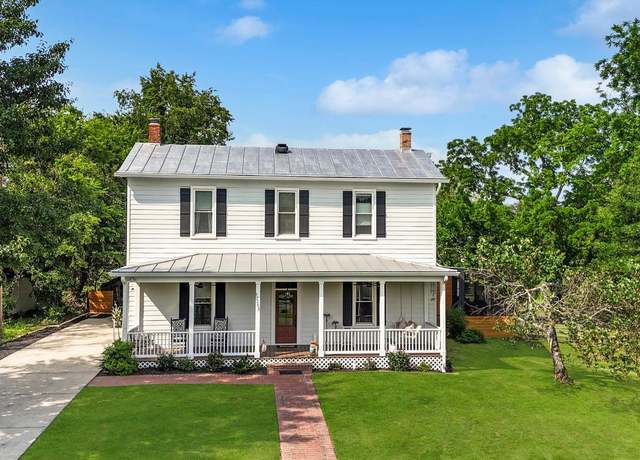 Property at 12353 Barbee Rd, Bristow, VA 20136, 5 beds, 3 baths