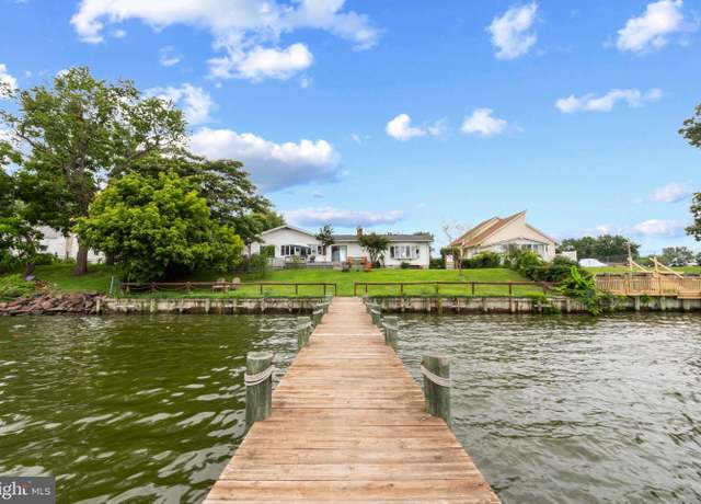 Property at 520 Riverside Dr, Baltimore, MD 21221, 5 beds, 3 baths