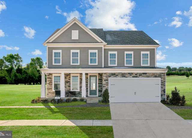 Property at 10367 Halmstad Dr, Waldorf, MD 20603, 4 beds, 4.5 baths