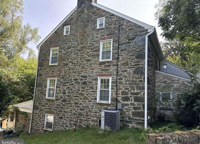 Property at 707 Wheatley Dr, Westminster, MD 21157, 3 beds, 3.5 baths