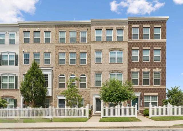 Property at 1603 Fernwood Dr, Upper Marlboro, MD 20774, 3 beds, 3.5 baths