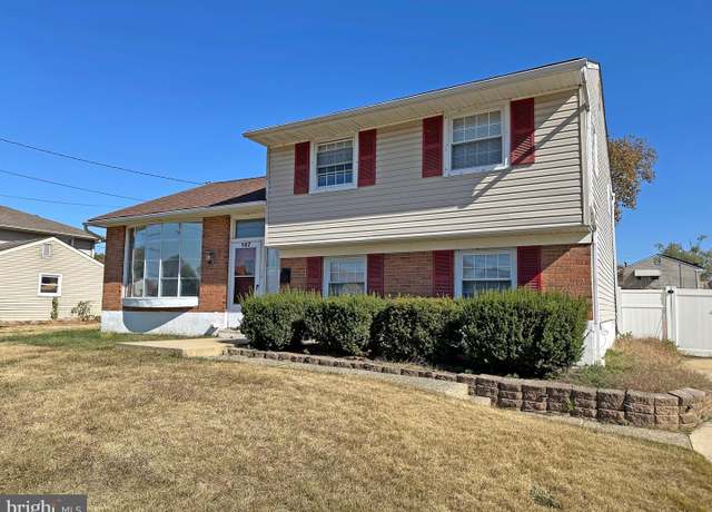 Property at 107 Tilford Rd, Somerdale, NJ 08083, 4 beds, 1.5 baths