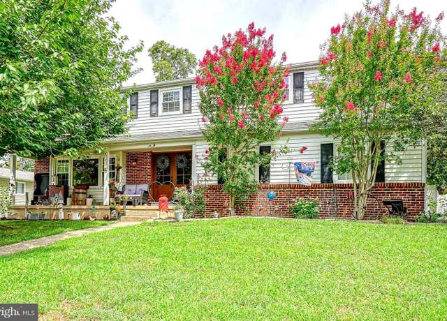 Property at 1012 Merrymount Ave S, Blackwood, NJ 08012, 5 beds, 2.5 baths