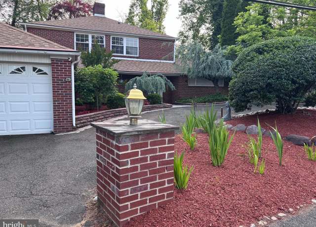 Property at 20 Hidden Ln, Feasterville Trevose, PA 19053, 4 beds, 3 baths