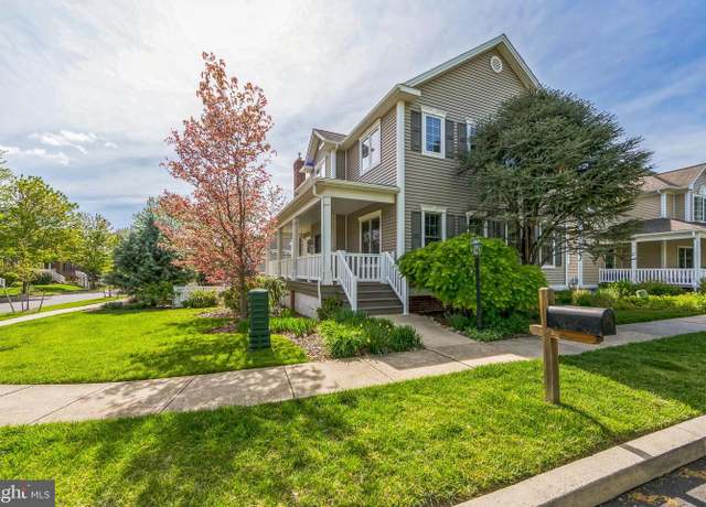 Property at 951 Pinehurst Dr, Chester Springs, PA 19425, 3 beds, 2.5 baths