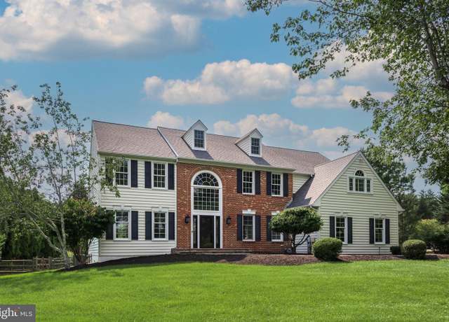 Property at 1315 Summerhill Dr, Malvern, PA 19355, 5 beds, 3.5 baths