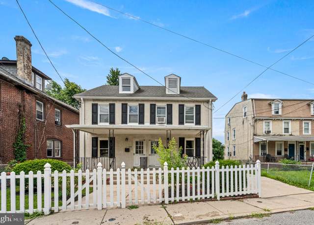 Property at 239 Fairview Rd, Crum Lynne, PA 19022, 2 beds, 1.5 baths