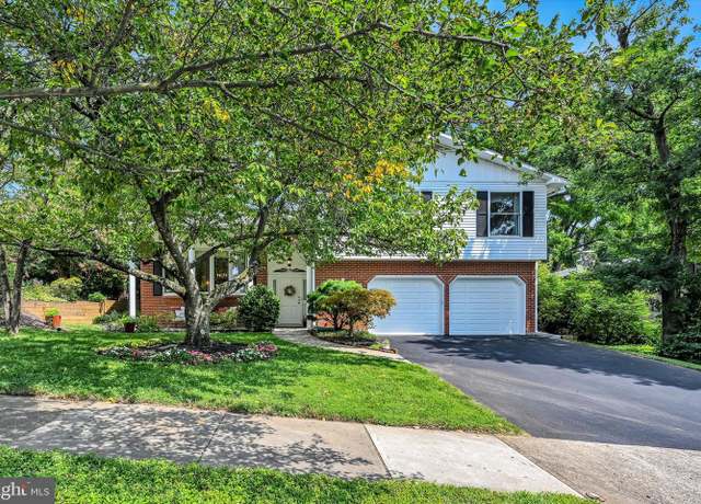 Property at 127 N 31st St, Allentown, PA 18104, 3 beds, 3.5 baths