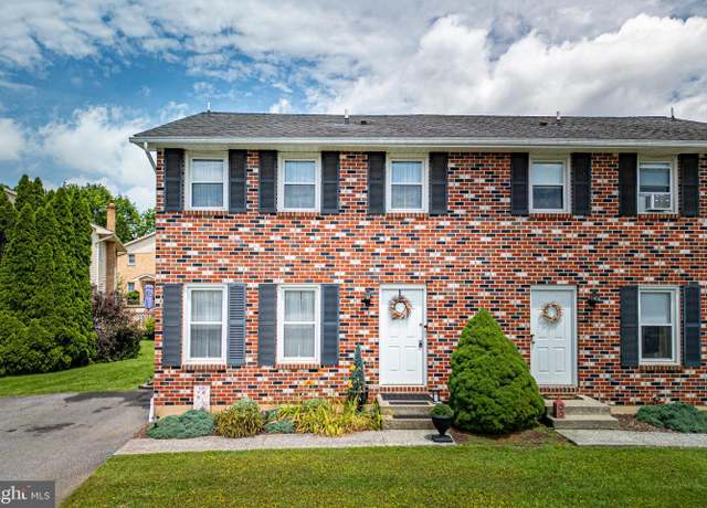 Property at 7 Rosemont Ct, Palmer, PA 18045, 3 beds, 1.5 baths