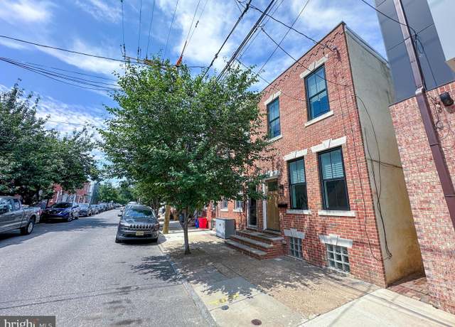 Property at 2351 E Hagert St, Philadelphia, PA 19125, 3 beds, 1.5 baths