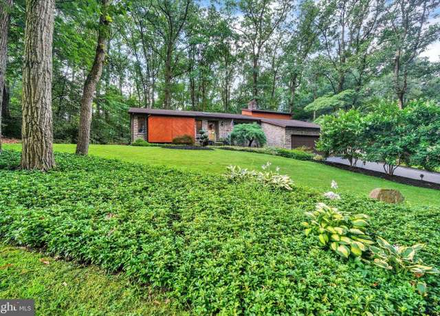 Property at 2698 Forest Rd, York, PA 17402, 3 beds, 2 baths