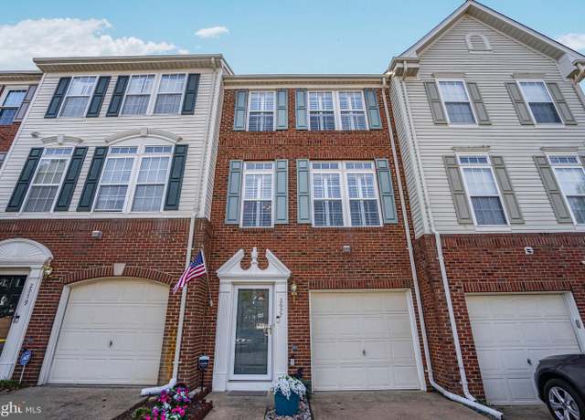 Property at 2977 Huntington Grove Sq, Alexandria, VA 22306, 3 beds, 2.5 baths