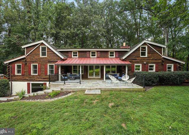 Property at 1536 Windstone Dr, Vienna, VA 22182, 5 beds, 5 baths