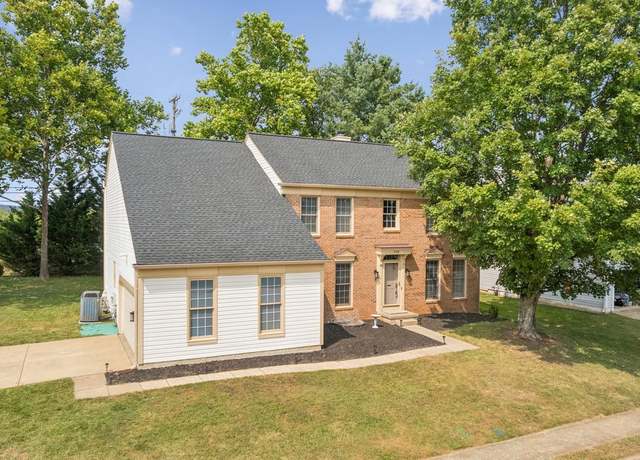 Property at 108 Stoneledge Pl NE, Leesburg, VA 20176, 5 beds, 3.5 baths
