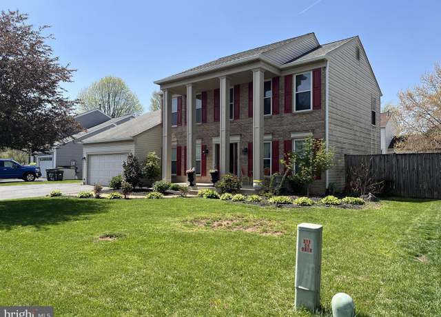 Property at 9544 Oakenshaw Dr, Manassas, VA 20110, 4 beds, 3.5 baths