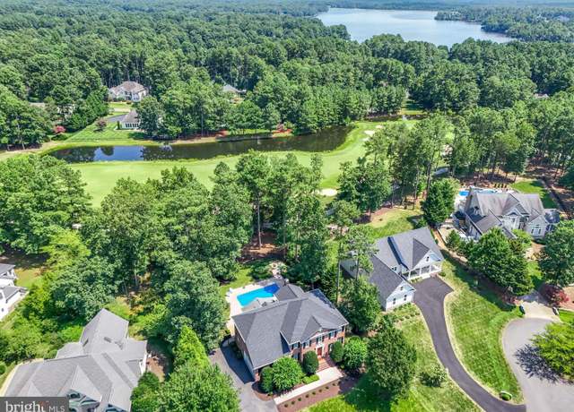 Property at 11505 Valor Bridge Ct, Spotsylvania, VA 22551, 5 beds, 5 baths
