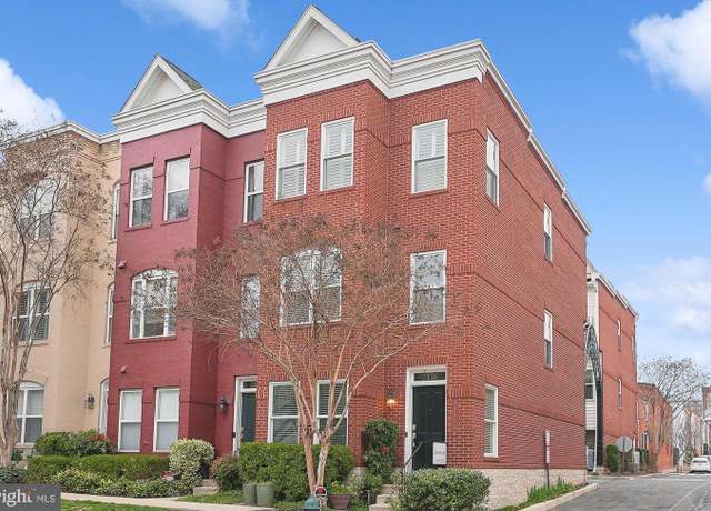 Property at 2136 12th Pl NW, Washington, DC 20009, 3 beds, 2.5 baths