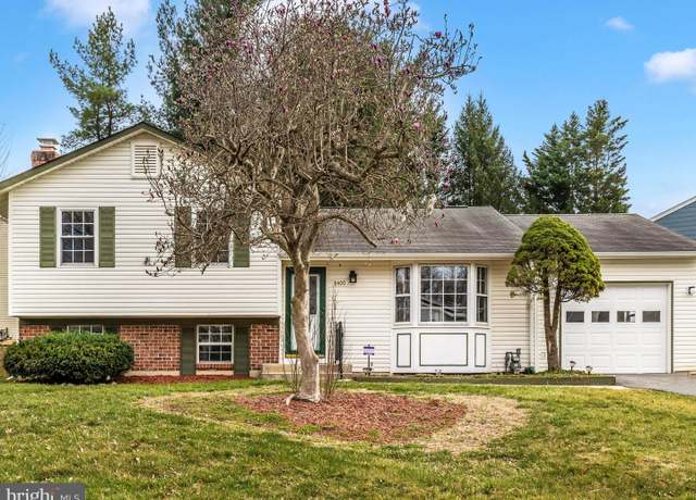 Property at 8400 Mountain Laurel Ln, Gaithersburg, MD 20879, 4 beds, 3 baths