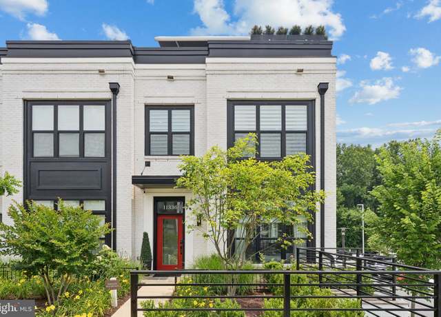 Property at 11336 Emerald Park Rd, Potomac, MD 20854, 3 beds, 4 baths