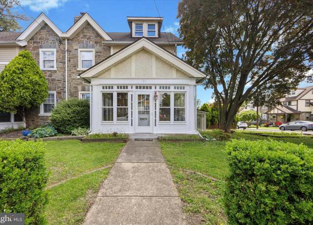 Property at 129 Crestview Rd, Upper Darby, PA 19082, 4 beds, 3 baths